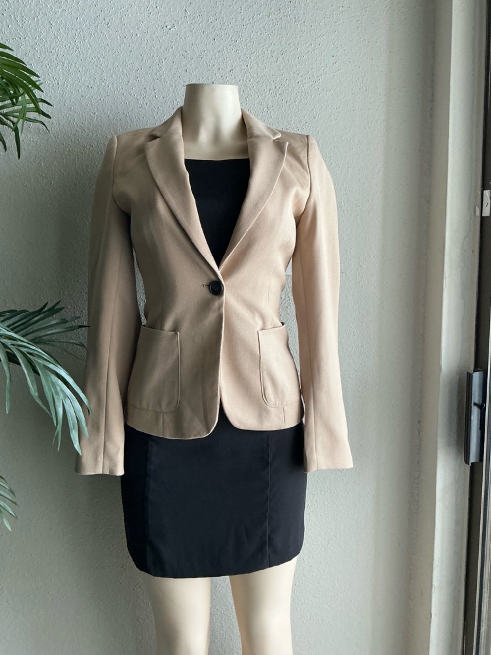 Forever 21 Tan Single-Button Tailored Blazer